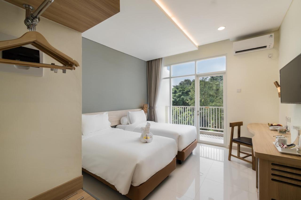 The Wujil Resort & Conventions Semarang Exterior photo