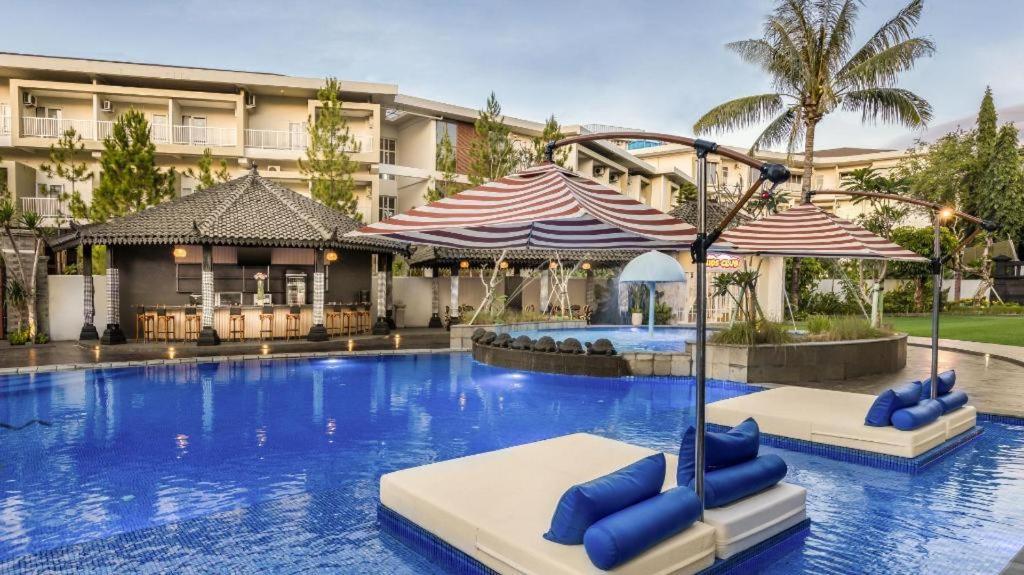 The Wujil Resort & Conventions Semarang Exterior photo