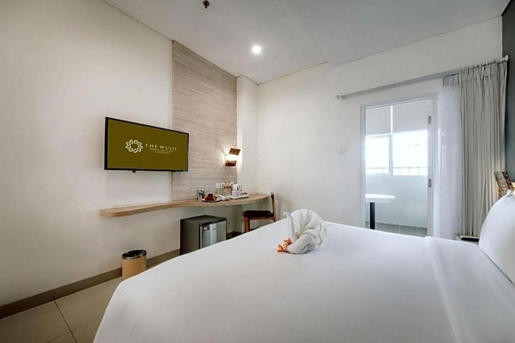 The Wujil Resort & Conventions Semarang Exterior photo